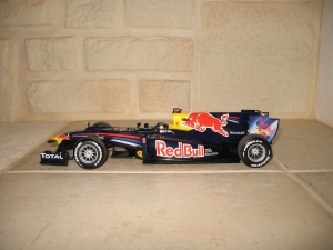 Red Bull Racing - RB6 (2010) - SV. vue profil